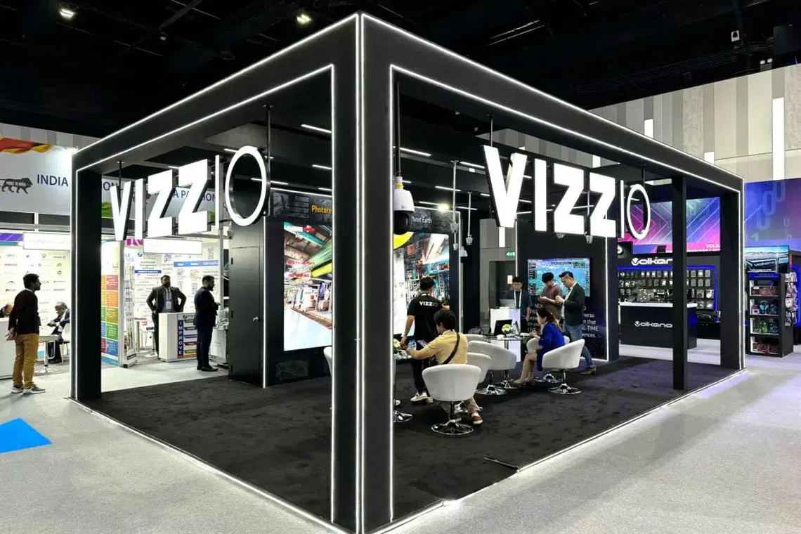 Vizzio’s board initially supported Lee after the first expose went out but later appointed an interim CEO – a move suggesting that Lee had stepped down from the role.