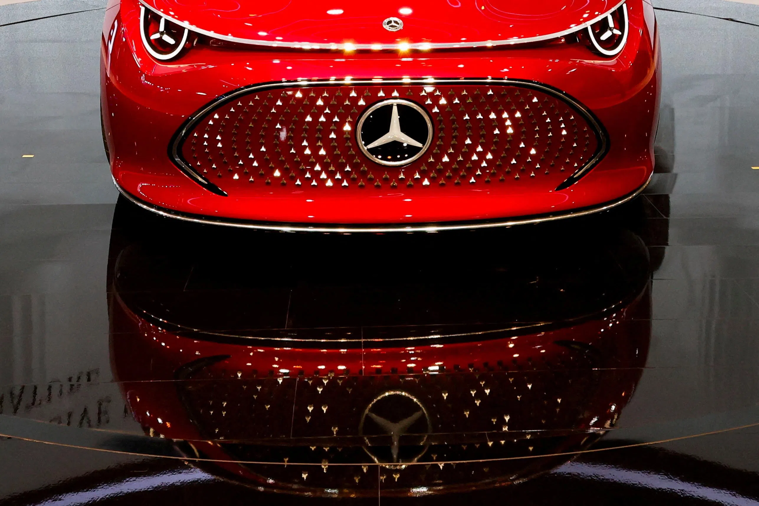 Mercedes-Benz CEO Ola Kaellenius said the results were “robust” considering “the dynamic business environment”.