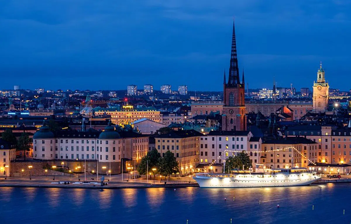 Swedish housing prices rise for sixth consecutive month