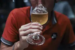 Such a move would provide relief to many thirsty tourists in Thailand, which is sweltering in temperatures of almost 38 degrees Celsius, and help bars, hotels and eateries. 