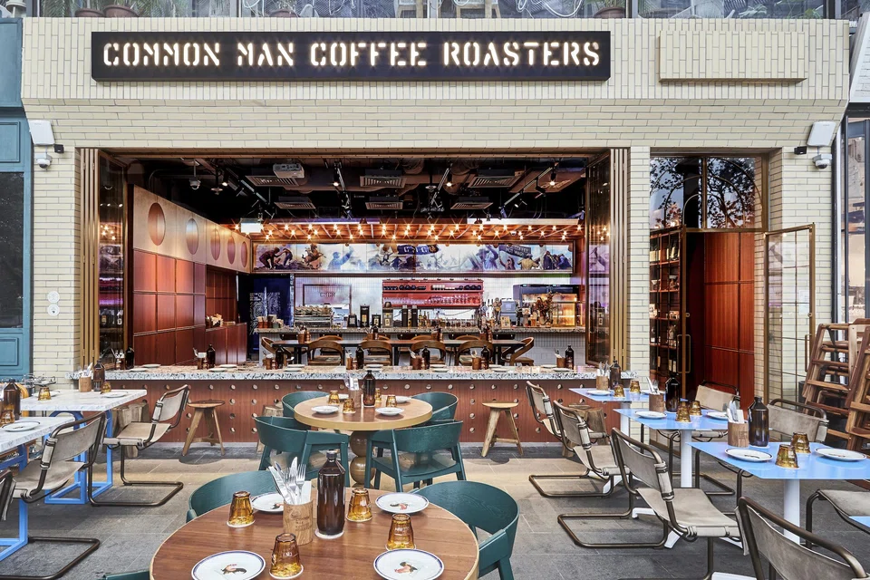Common Man Coffee Roasters outlet in Sentosa.