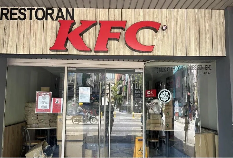 Empty boxes and a deserted shop lot are all of what remains of a former thriving KFC outlet in Jalan Sultan, Kuala Lumpur. 