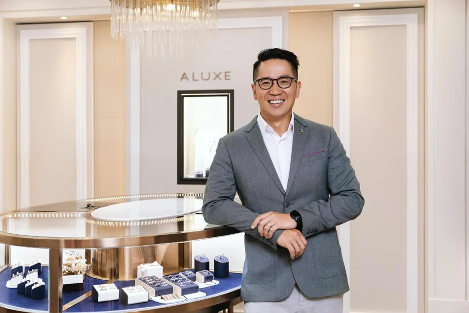 John Yu, whose family is in the diamond wholesale business, founded Aluxe in 2005. 