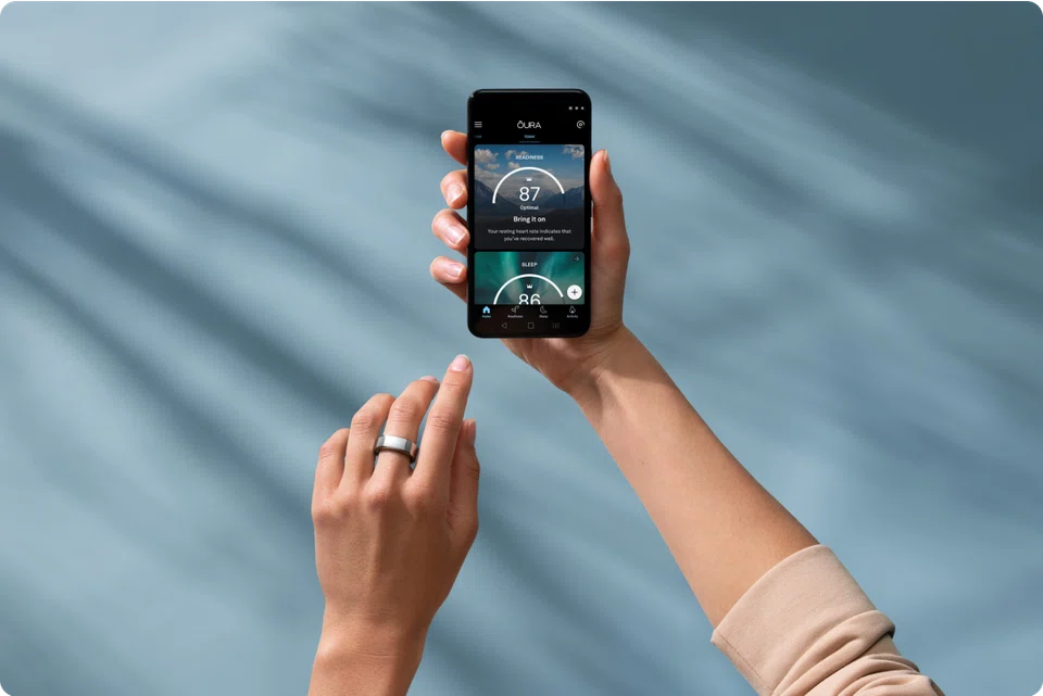 Among device makers, Finland’s Oura Health Oy has a ring that’s worn 24/7 that’s claimed to be “like a sleep lab on your finger” and gives you a score out of 100.