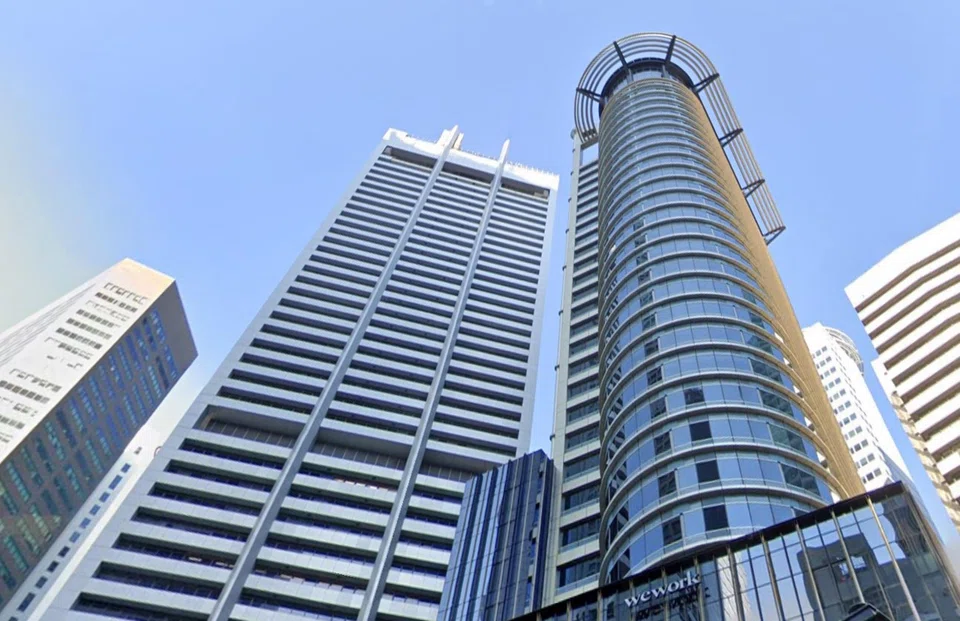 A quiet marketing process has begun for the 27 office floors owned by AEW at 30 Raffles Place. The guide price of S$725 million reflects S$2,883 psf on the net lettable area of 251,465 sq ft.