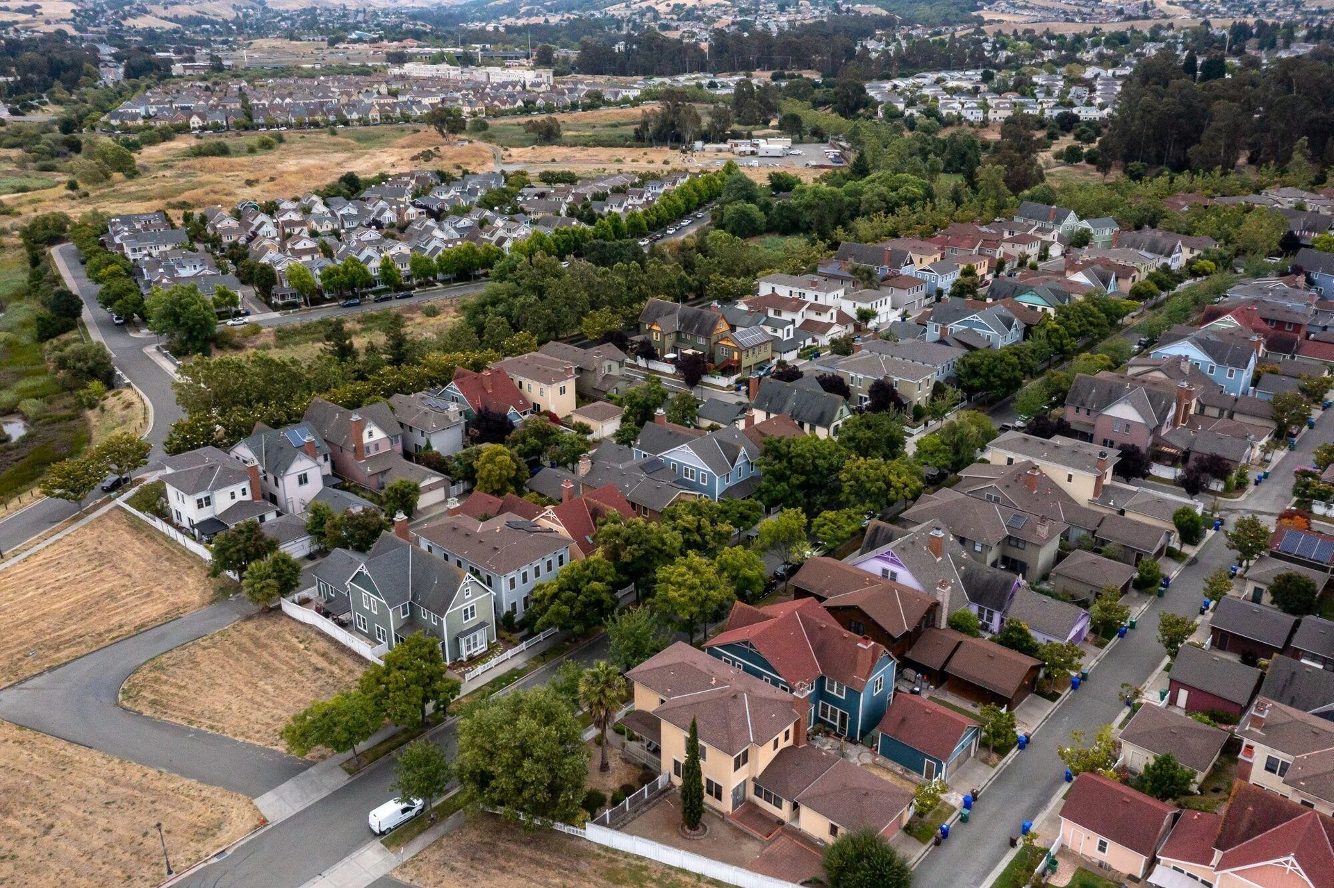 US existing home sales dip as affordability concerns linger