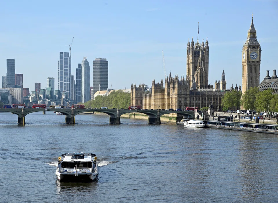 The UK government launched a commission to attract investment to clean the country's waterways and rebuild broken water infrastructure, its environment minister says.