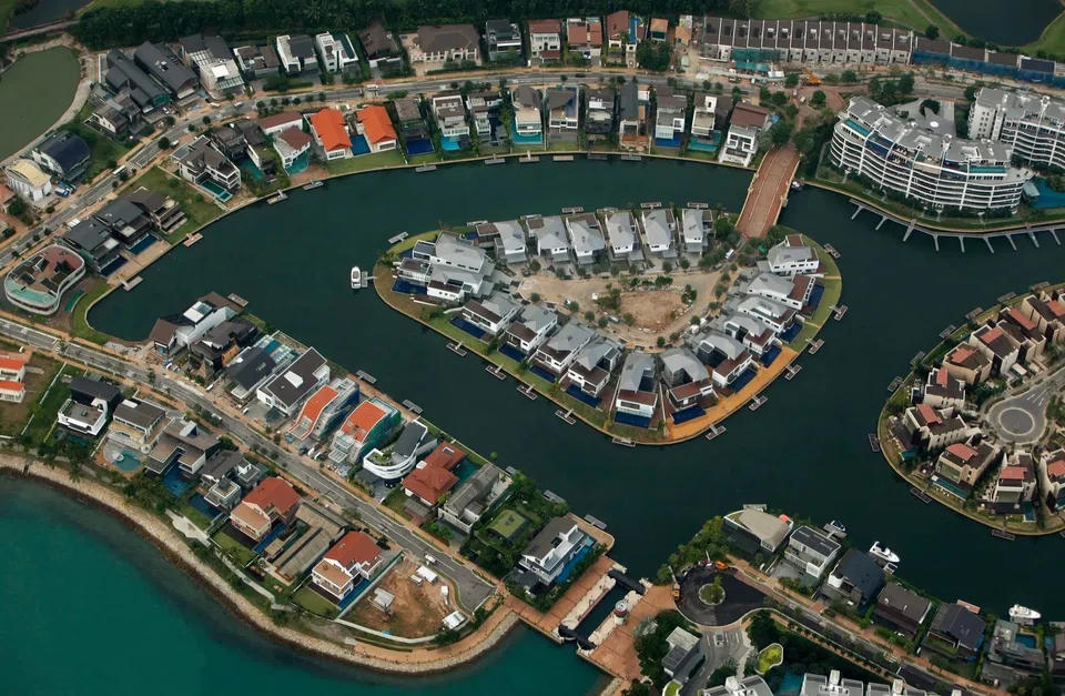 Bungalow sales in Sentosa Cove have jumped almost 60 per cent in value to S$207.5 million, with 10 units sold in the July-December 2022 period, from S$130.3 million in the first six months when eight bungalows were sold.  