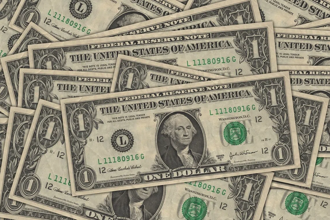 The US dollar index, a measure of its value relative to a basket of other major foreign currencies, rose 0.05% to 98.58.