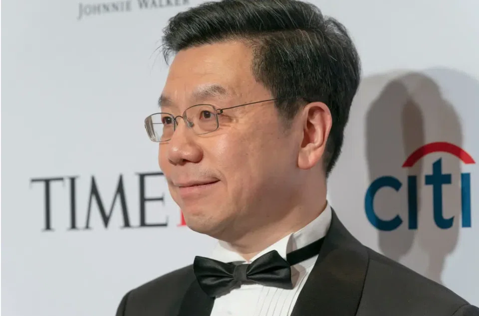 Lee is the chairman and CEO of Sinovation Ventures, a China-based VC firm that invested in Vizzio last year.