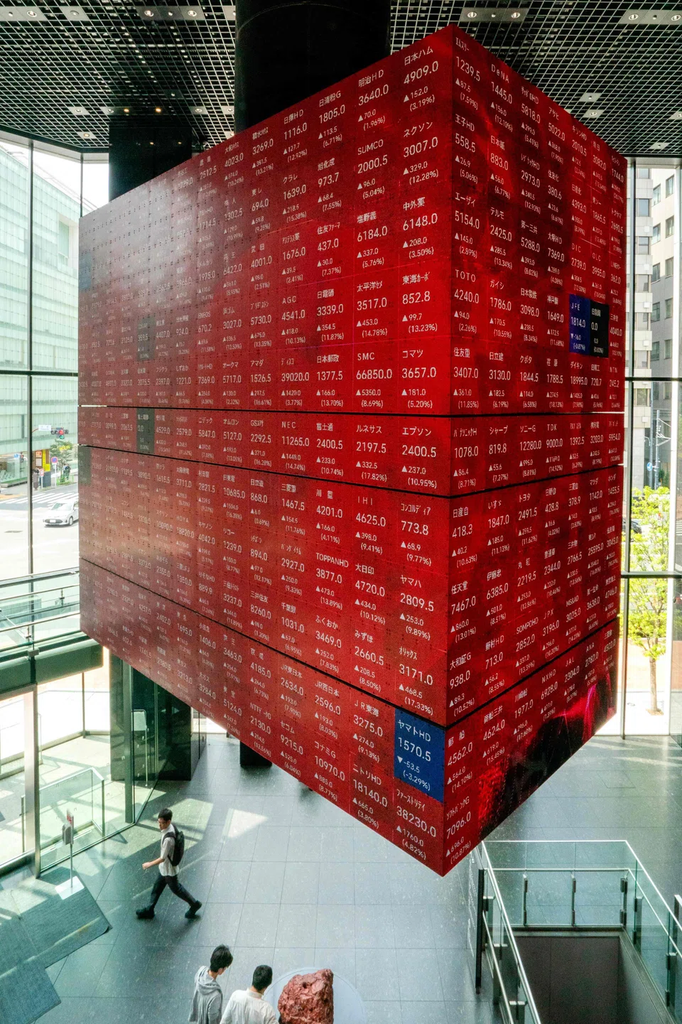 For most of the last 18 months, Japan’s indexes rocketed to new highs as the yen slid and corporate governance reforms drove up dividends and buybacks.