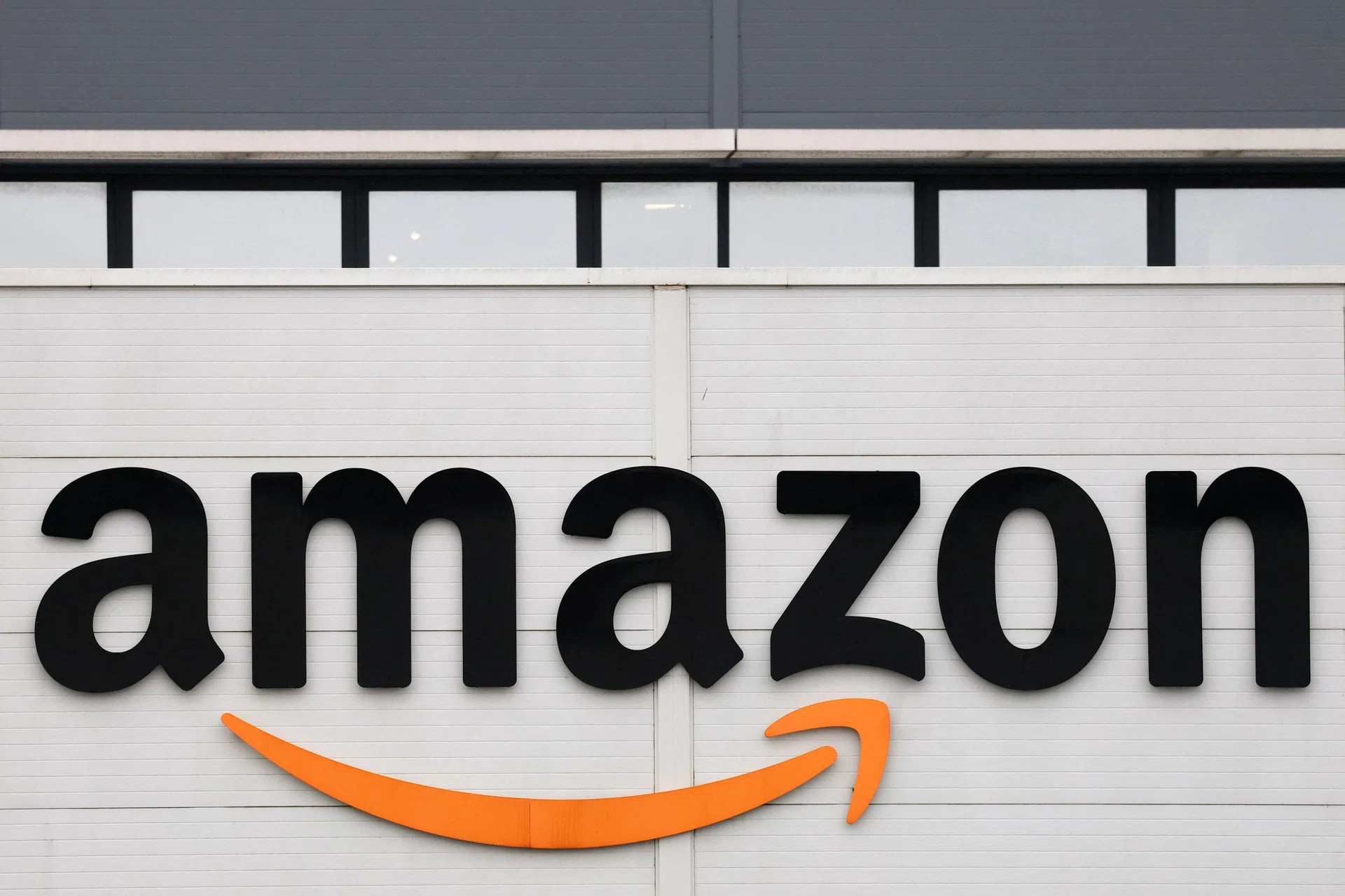 Amazon pushes suppliers for cuts ahead of Supreme Court tariff ruling: FT