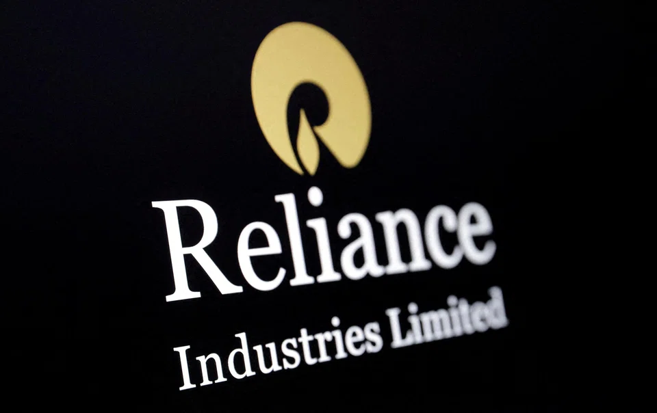 Under the production sharing contract between Reliance and the Indian government, disputes must be settled by a mutually agreed arbitration tribunal.