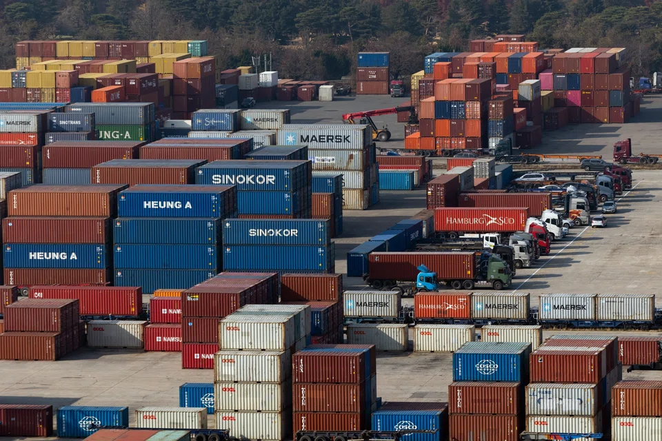 A sooner-than-expected reopening of China’s economy, a warmer-than-normal winter in energy-strapped Europe and a sustained fall in US inflation – are combining to dissipate some of the gloom that engulfed financial markets at the end of 2022.