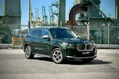 The BMW iX1’s electric motor pulls it along with zero vibration, displaying the sort of manners that would please a Rolls-Royce owner.