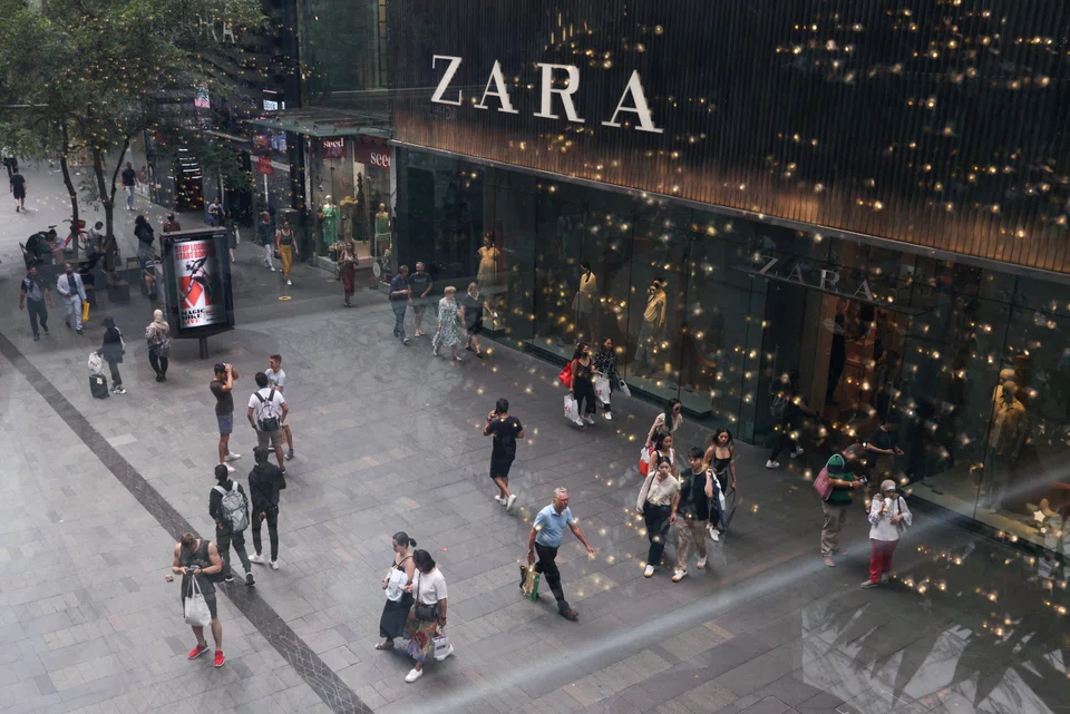 A survey from National Australia Bank showed its index of business conditions edged up 1 point to +4 in February, but remained below long-run averages.