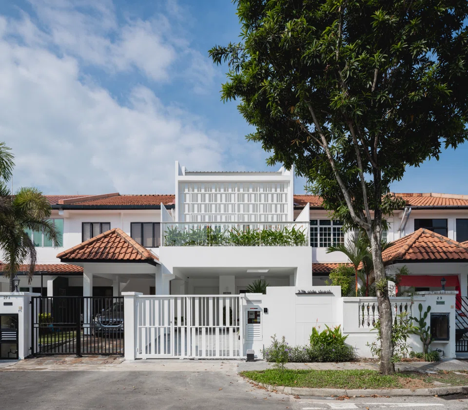 This inter-terrace house has been transformed and given a new lease of life. 