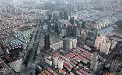 The debt ratio held by non-financial corporates rose 5.8 percentage points. Leverage ratios for the household and government sectors were each up by around 1 percentage point.