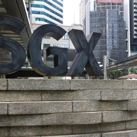 Top 10 dividend, best-performing ETFs in Q1