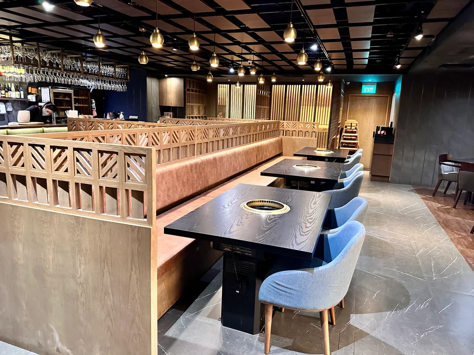 Yakiniku Heijoen takes over the premises of a previous barbecue restaurant.