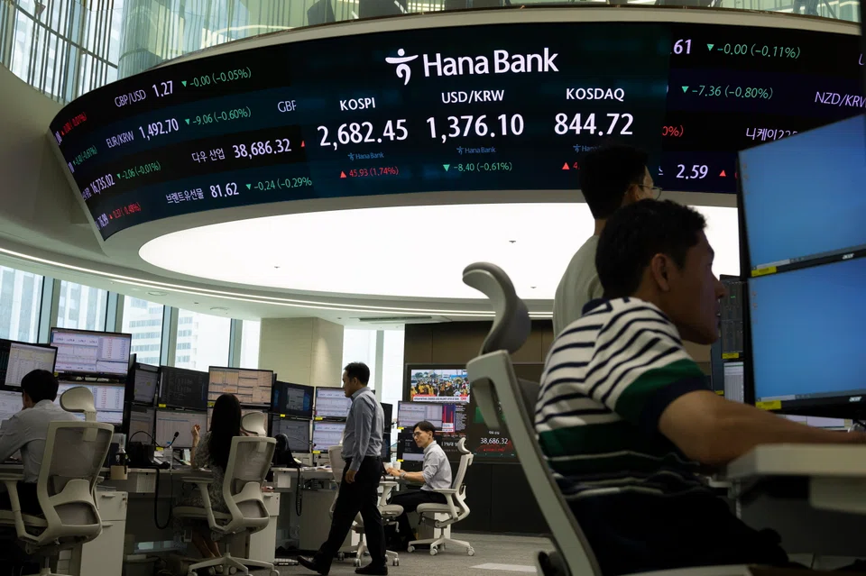 South Korean authorities have bolstered efforts in recent years to court foreign investors, as they push to get the nation’s stocks and bonds added to developed-market indexes