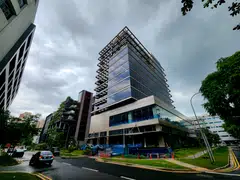 Located at 11 Kung Chong Road, the new Eurokars building has eight storeys above ground and three basement levels with a total floor space of around 100,000 sq ft. 