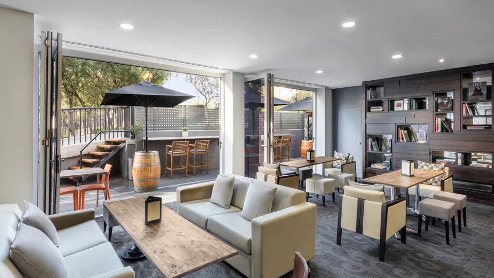 The 103-room freehold hotel is being sold to Chesterfield Property Group and Mountstreet Operations.