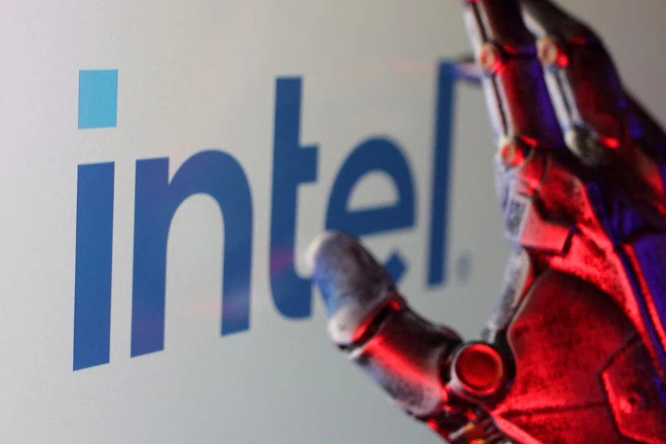 Intel will also restart plans to produce chips that power AI servers and look to areas beyond servers in several areas such as software, robotics and AI foundation models.