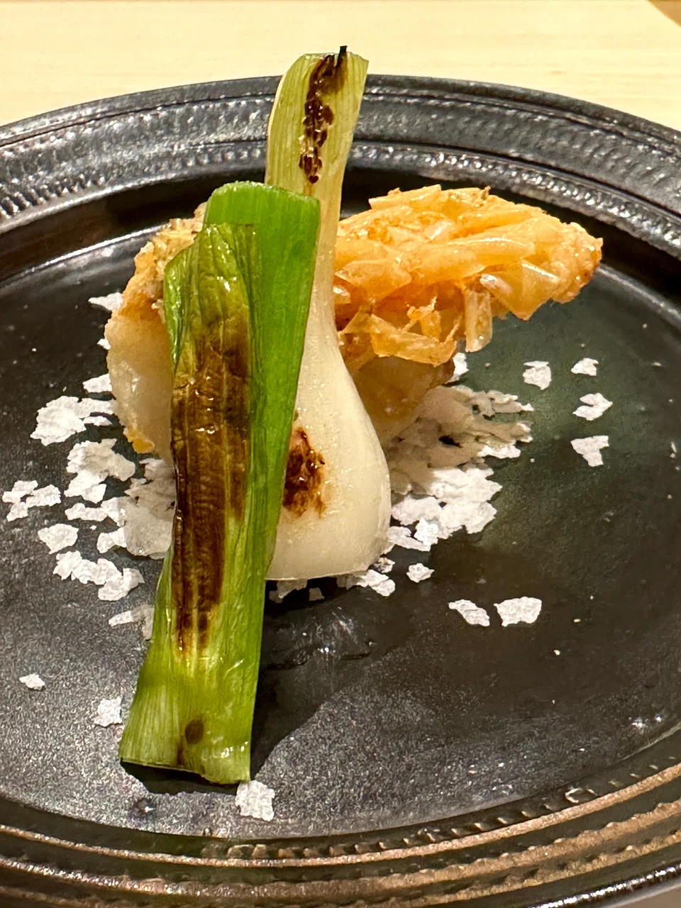 Crispy-scaled amadei.