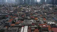 Millions of small businesses cannot get the loans needed to grow their enterprise because existing regulations complicate the process for state lenders to forgive their troubled borrowings. 