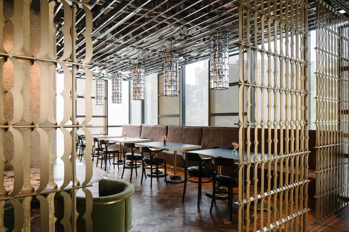 The club was suddenly closed this week, following the abrupt closure of its Hong Kong branch last month.