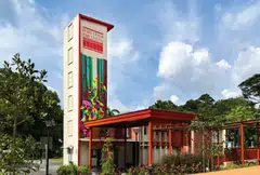 The property is located near the Hume MRT station and the Bukit Timah Nature Reserve.