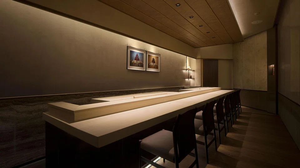 Sushizen started out with S$550 menus, but has since introduced lower-priced menus to attract customers.