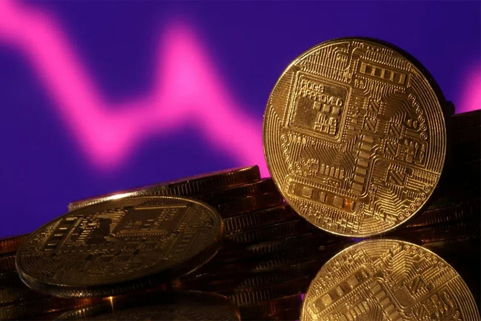 European Parliament voted by 517 in favour and 38 against to approve the world’s first comprehensive set of regulations for issuing and trading cryptoassets such as bitcoin.