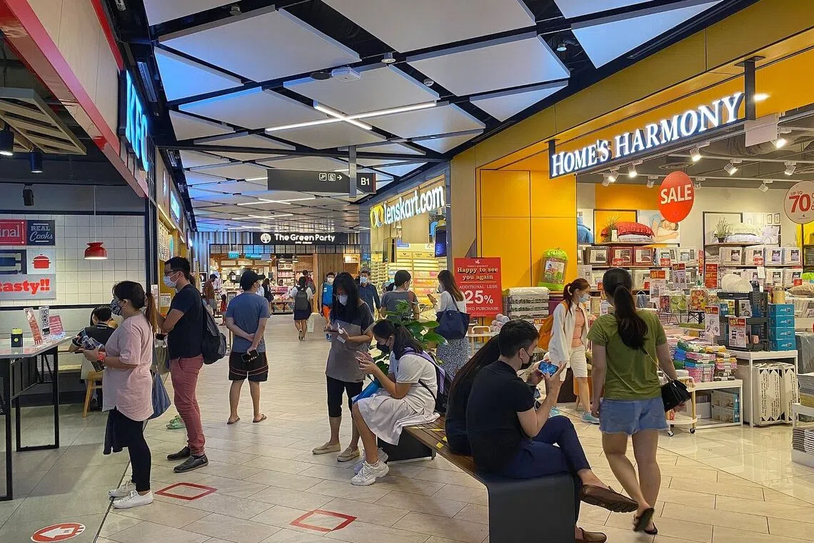 The vendor of the stake is understood to be the Abu Dhabi Investment Authority.