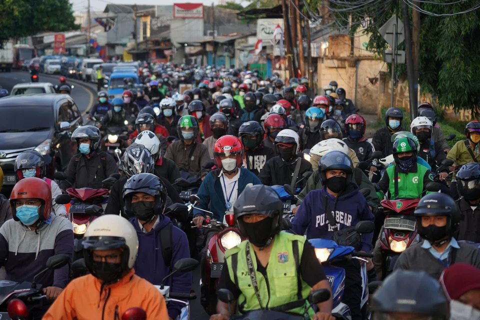 As we look deeper into the dynamics of Indonesia’s electric two-wheeler market, it’s impossible to overlook the vital role that regulators play in shaping its trajectory. 