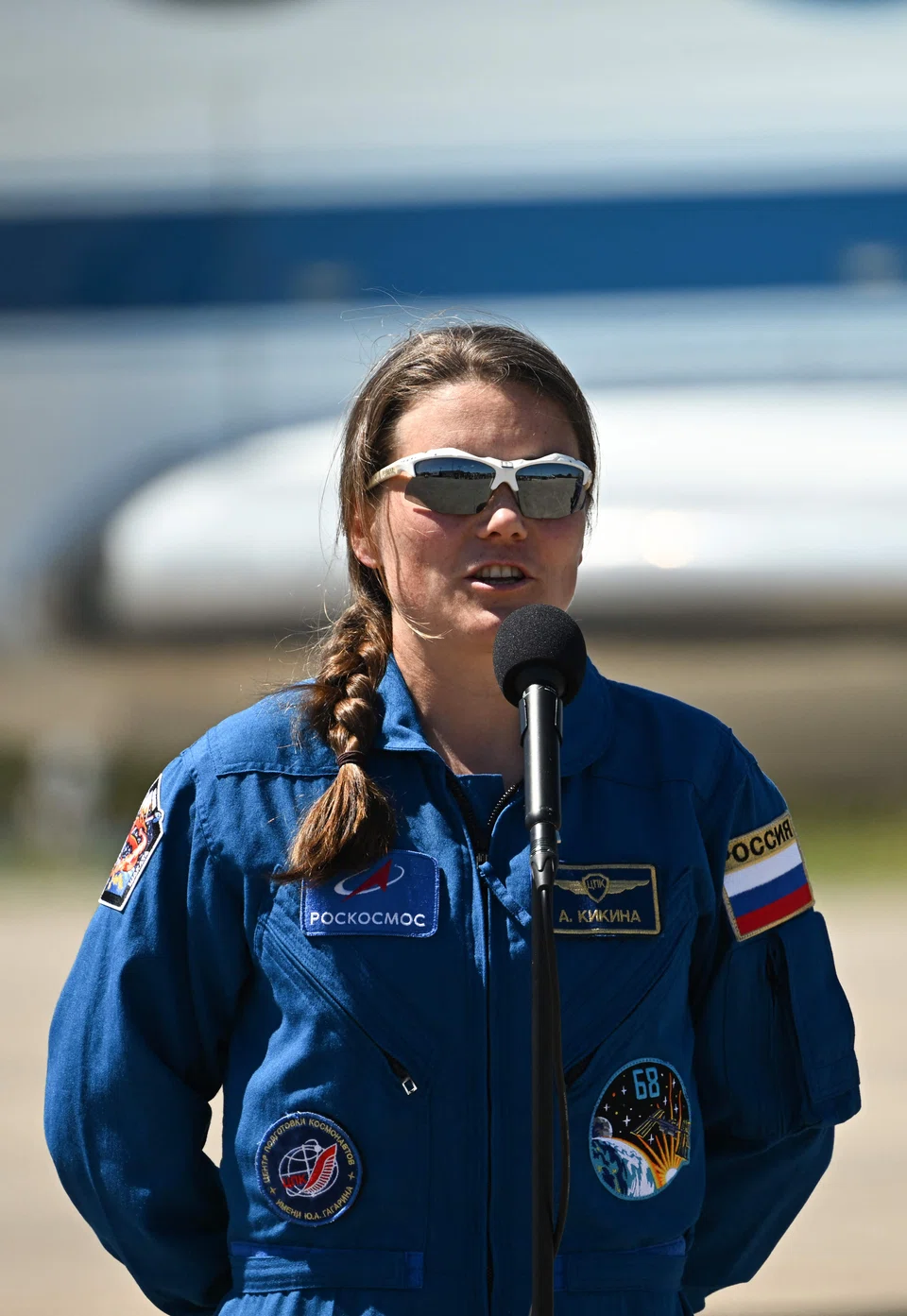 Russian cosmonaut Anna Kikina speaks at a press conference at the Kennedy Space Center, Florida, on October 1, 2022, ahead of the October 5 launch of a SpaceX Falcon 9 rocket that will launch a Crew Dragon spacecraft on its eighth flight with astronauts. - The crew will launch on the Crew Dragon spacecraft to begin a six-month expedition on the International Space Station. (Photo by Jim WATSON / AFP)