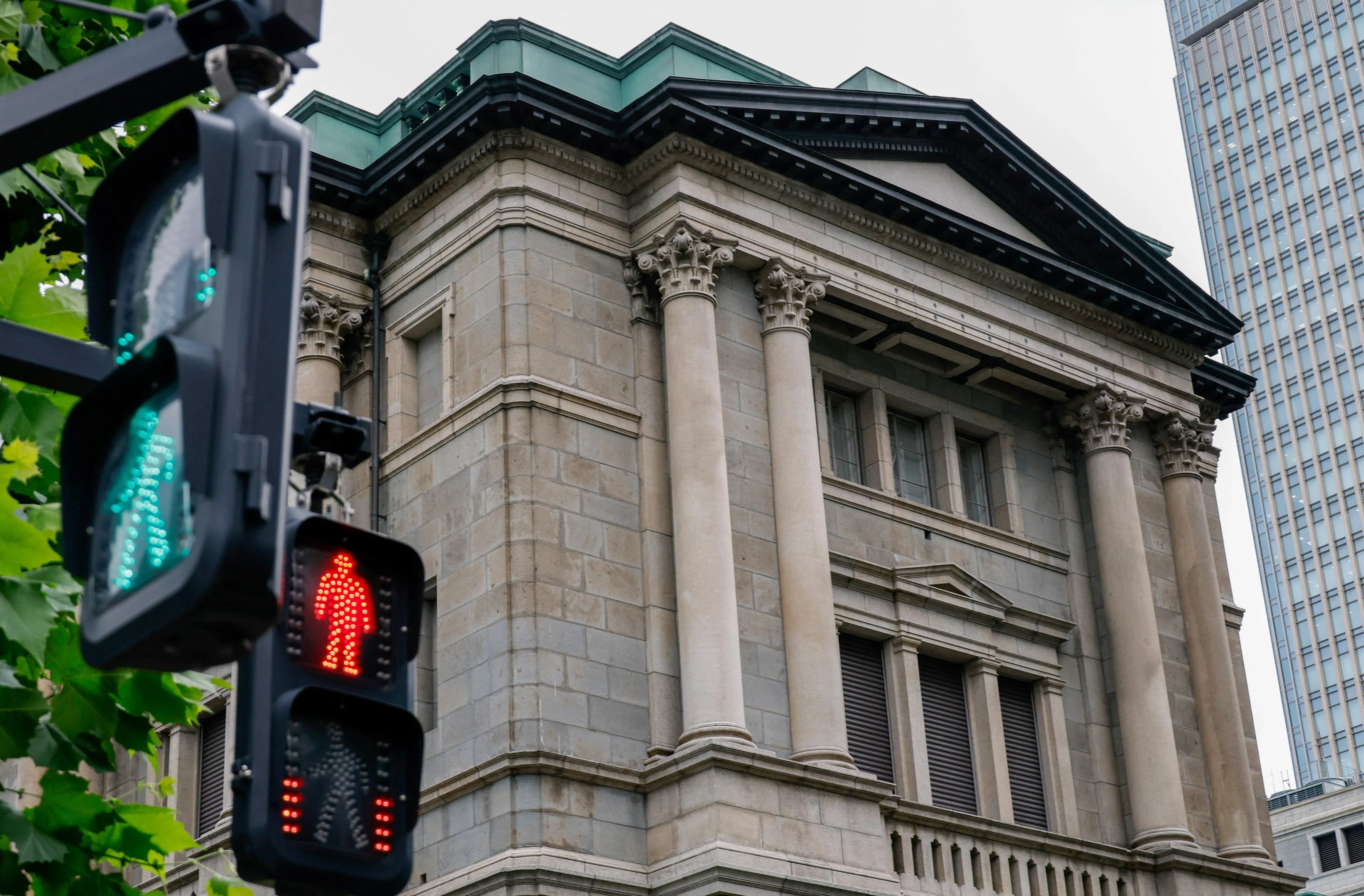 Kuroda’s negative rate surprise shocked his own BOJ board, minutes show