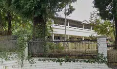 The 2-storey house ripe for redevelopment is opposite the bungalow which gaming chair firm Secretlab’s co-founder Ian Ang acquired in June last year for S$36 million or S$1,537 psf on the 23,424 sq ft land area.