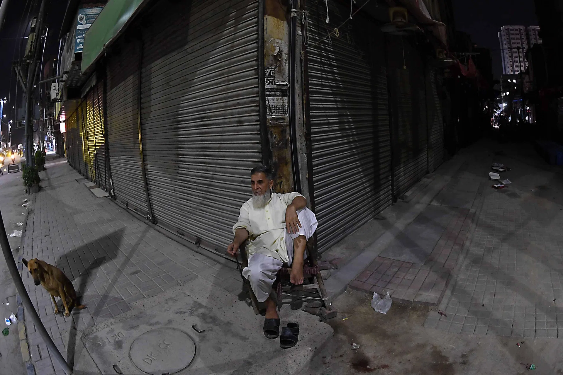 A war in the Persian Gulf is plunging Pakistan into darkness