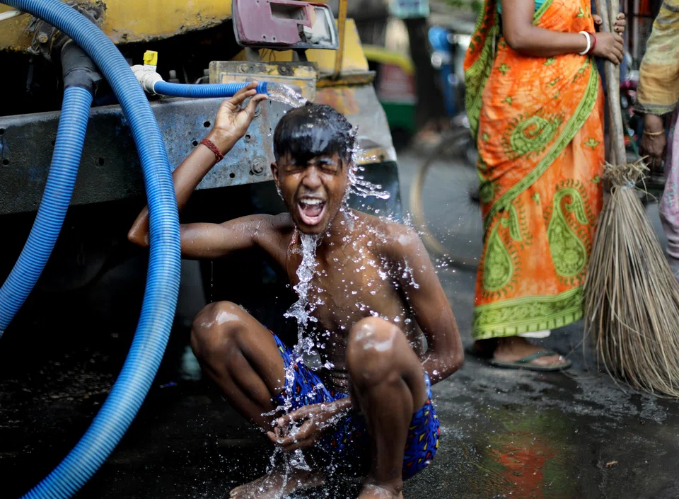 Heatwave conditions are likely to prevail in northern states for a few more days, but temperatures could start coming down from the weekend, says an India Meteorological Department official.
