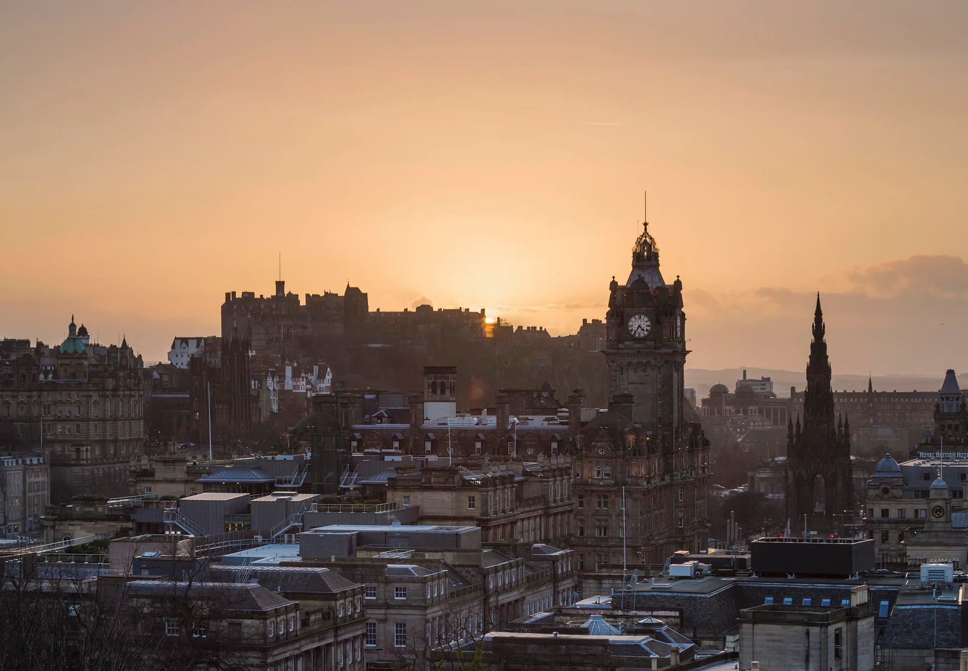 Aberdeen adviser unit hit by outflows over UK Budget uncertainty