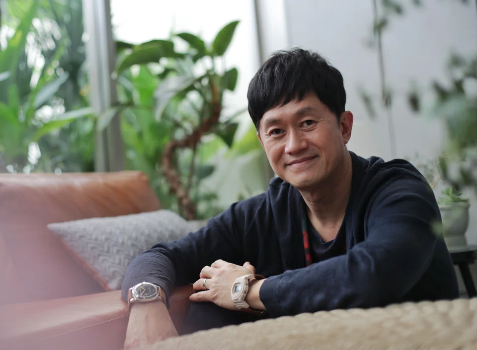 Watch collector James Quan wearing the Panerai Radiomir 1940 Blue Dial Special Edition PAM690 and the Casio Hender Scheme X G-Shock watches.