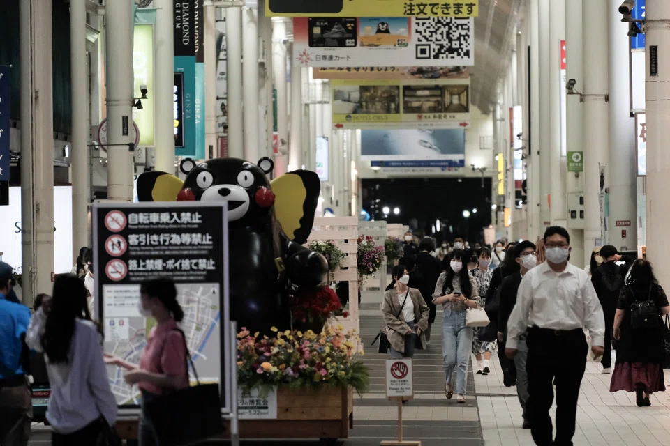 Japan's inflation will stay above the central bank's 2 per cent target level in the final 3 quarters of this year, according to surveyed economists who raised their forecasts again. 