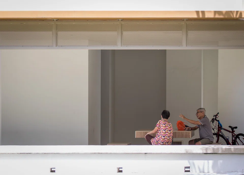 Short-lease flats continue to remain popular among senior homebuyers, said the Housing and Development Board on Friday.