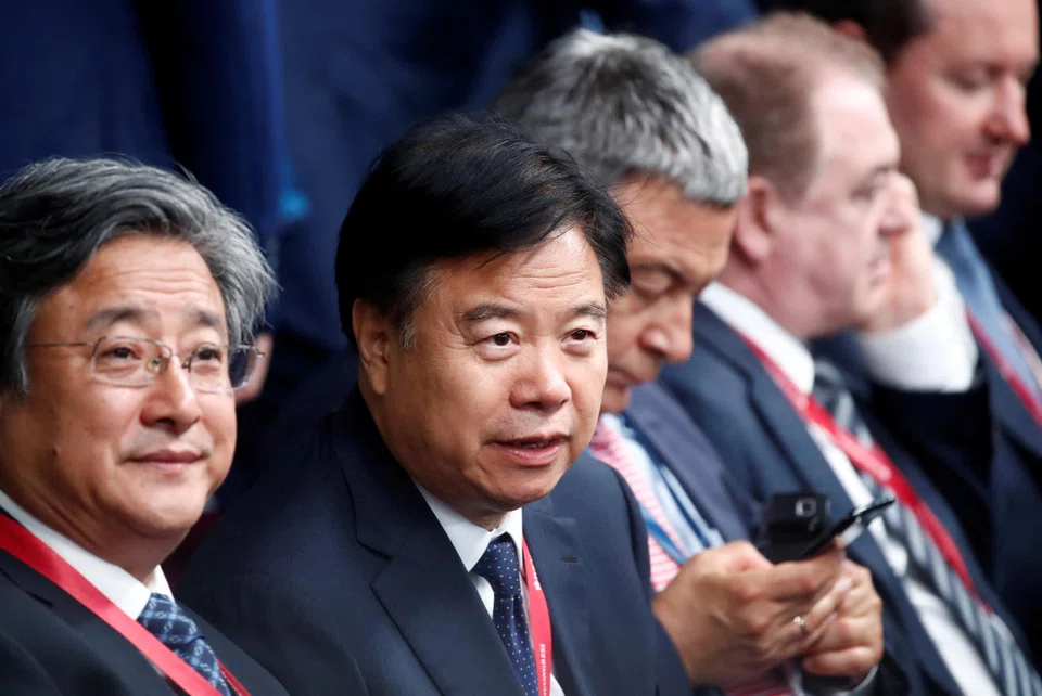 File photo of Wang Yilin (second left), former chairman and party secretary of China National Petroleum Corp. Wang illegally accepted high value assets and goods and took advantage of his position to help others seek benefits in project contracting and business operations, according to China state media.