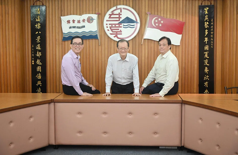 Singapore Ann Kway Association committee members From left: Or Teck Seng, general secretary; Yeo Hoon Chong, chairman; Poh Po Lian, second vice-chairman.
