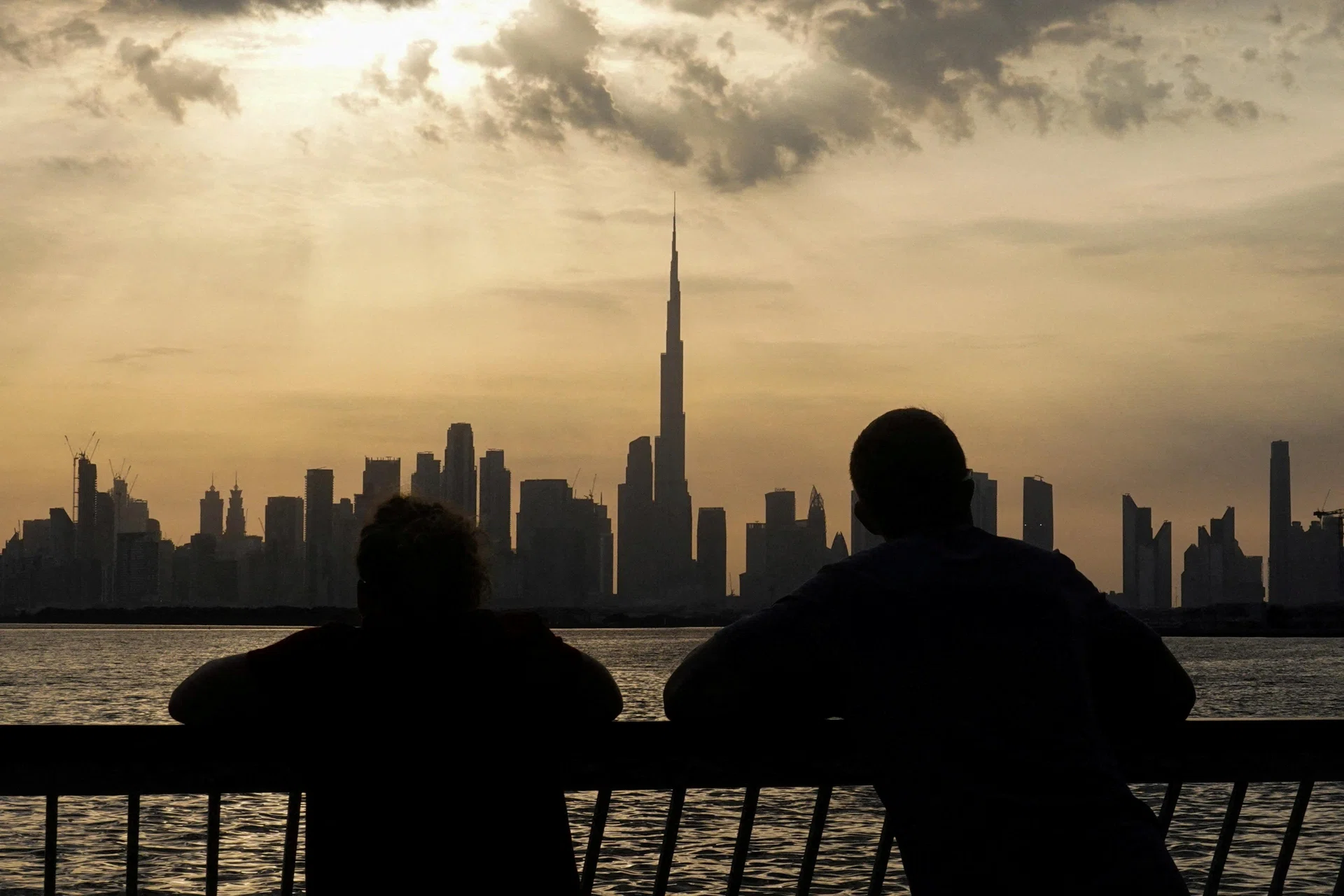 Dubai luxury property sales climb aided by pre-war deals: Knight Frank