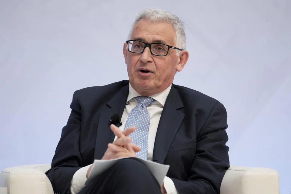 Central banks need to prepare for “sudden stops in capital flows, payment disruptions and volatility in currency markets”,  says ECB board member Piero Cipollone.
