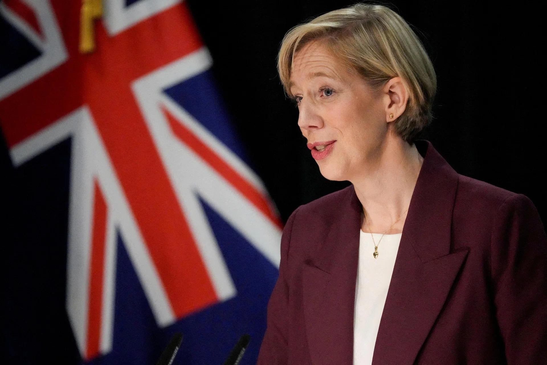 New Zealand central bank warns prolonged energy shock could force rate hikes